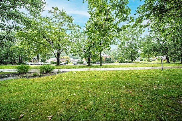 Deepwood Condo - Residential