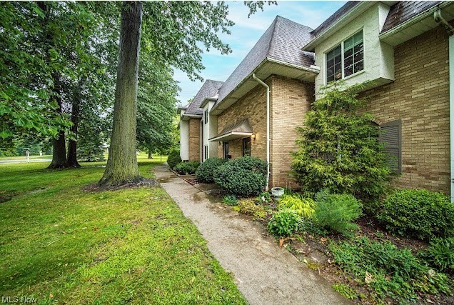 Deepwood Condo - Residential