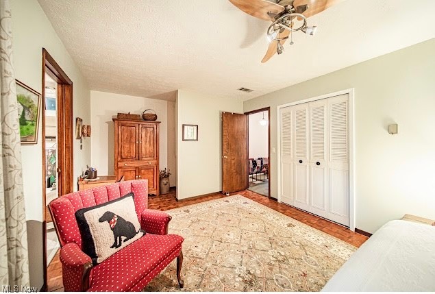 Deepwood Condo - Residential