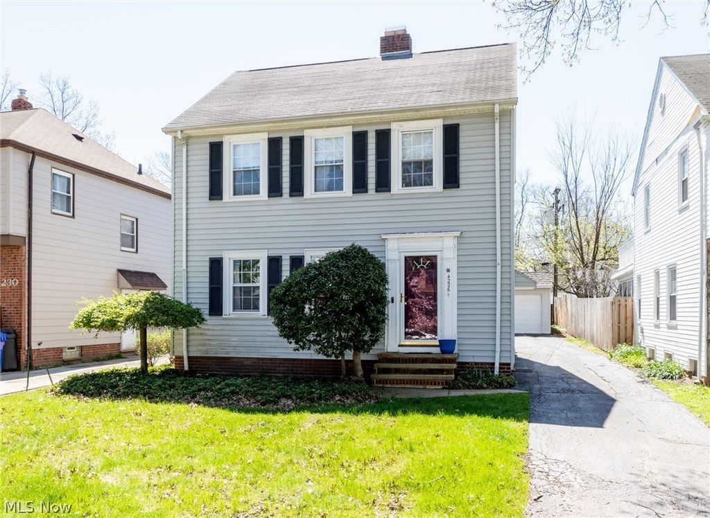 Photo of 4226 Bushnell Road, University Heights, OH 44118 (MLS # 5204201)