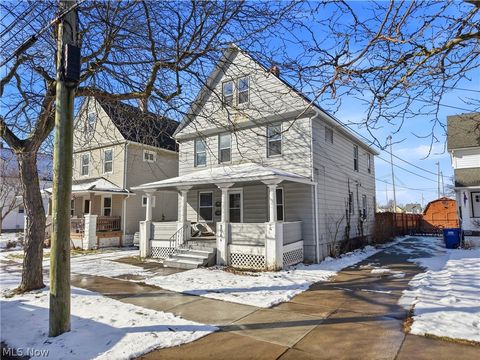 Multifamily For Sale - 2064 Halstead Avenue<br/> Lakewood, OH 44107