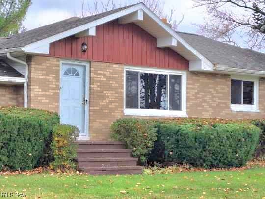 827 Pennys Drive, Brunswick, Ohio image 2