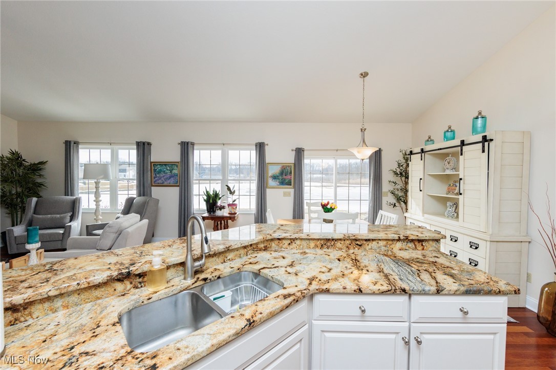 307 Chardonnay Circle, Vermilion, Ohio image 11