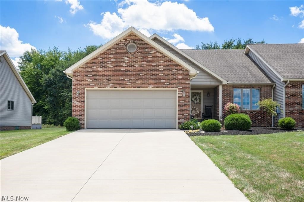Beaver Lake Commons Condo - Residential