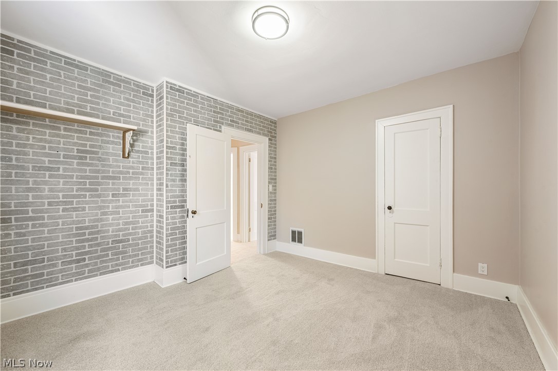 Oak Knoll - Residential