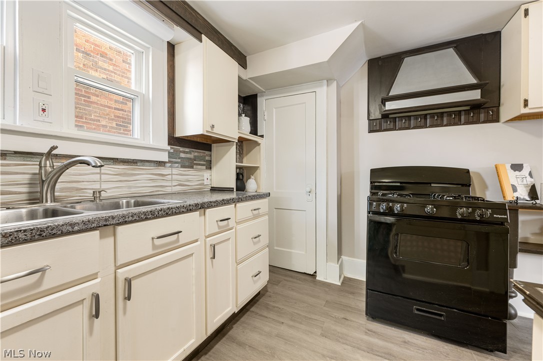 Oak Knoll - Residential