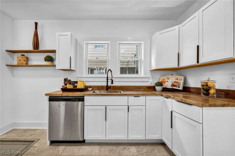 Tiny photo for 18101 Hiller Avenue, Cleveland, OH 44119 (MLS # 5240741)
