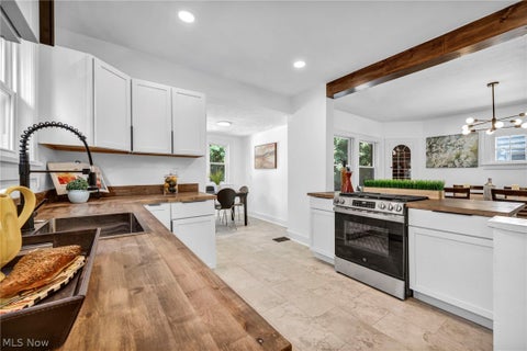 Tiny photo for 18101 Hiller Avenue, Cleveland, OH 44119 (MLS # 5240741)