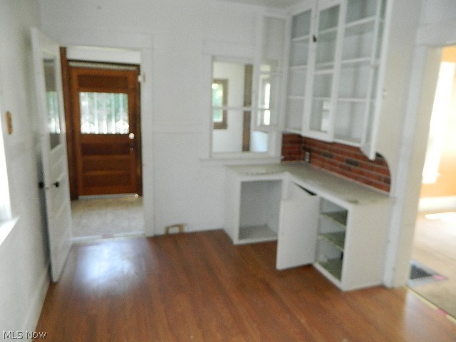 A G Frisbies Warner Road - Residential