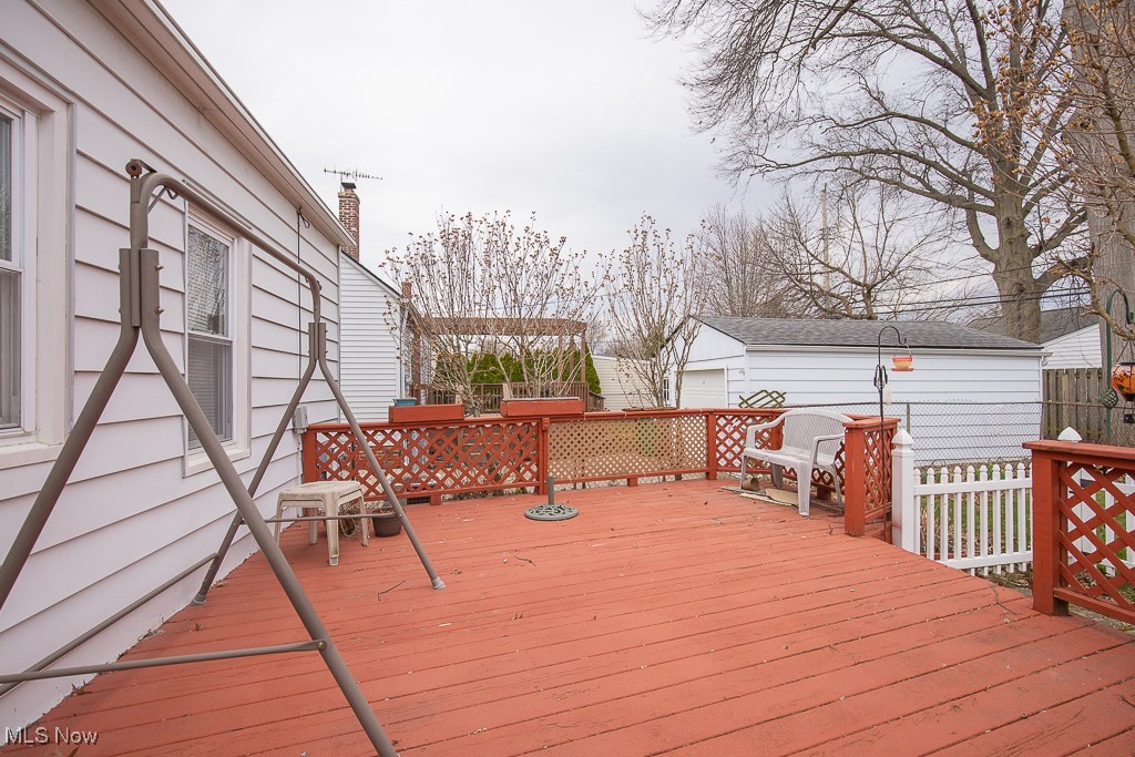 376 E 330th Street, Willowick, Ohio image 4