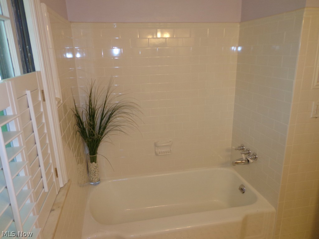 Briar Hill Suburban Colony - Residential