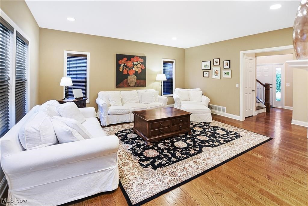 126 Turnberry Xing Xing, Broadview Heights, Ohio image 4