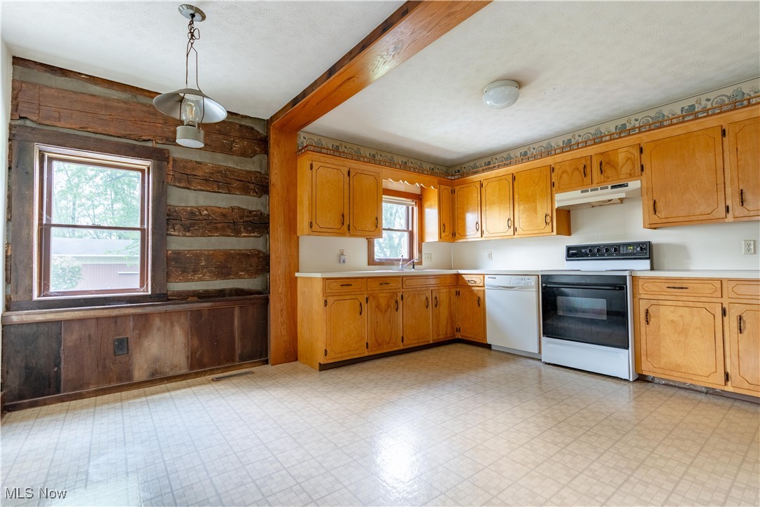 1145 Midway Street, Uniontown, Ohio image 6