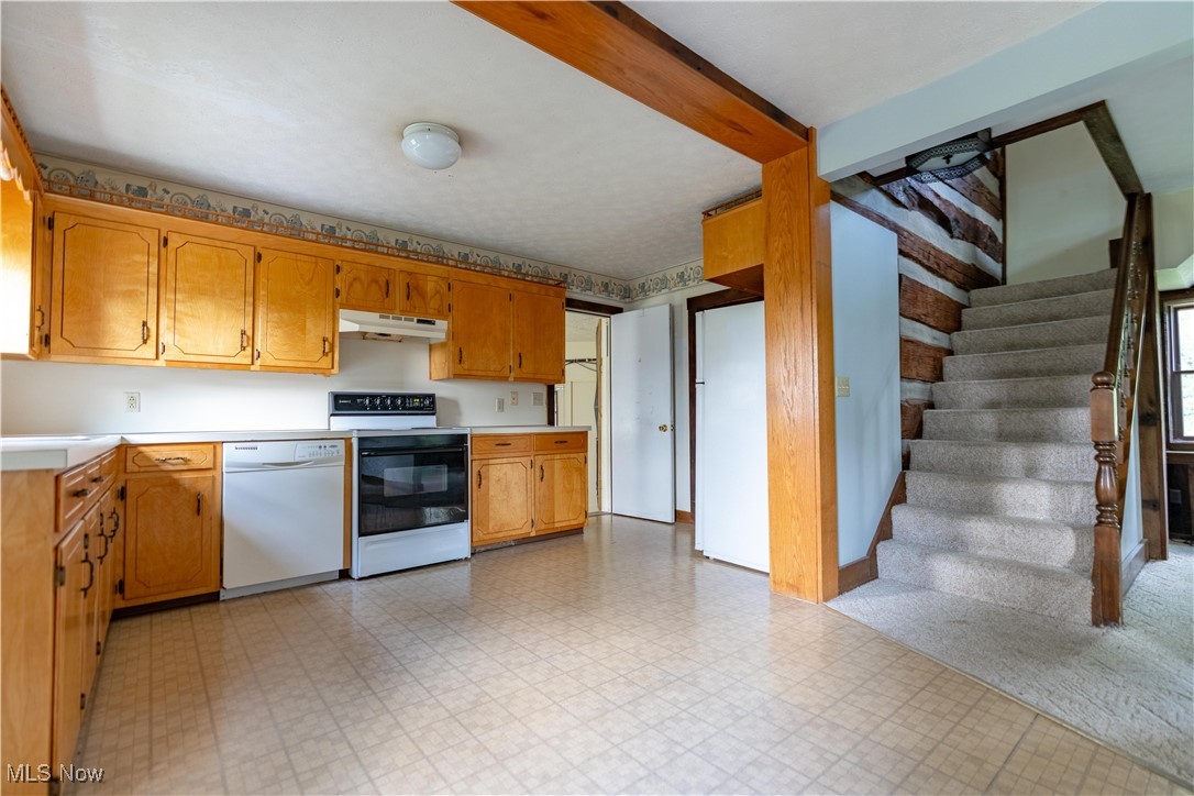 1145 Midway Street, Uniontown, Ohio image 7