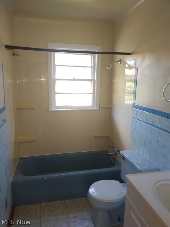 City/Youngstown - Residential Lease