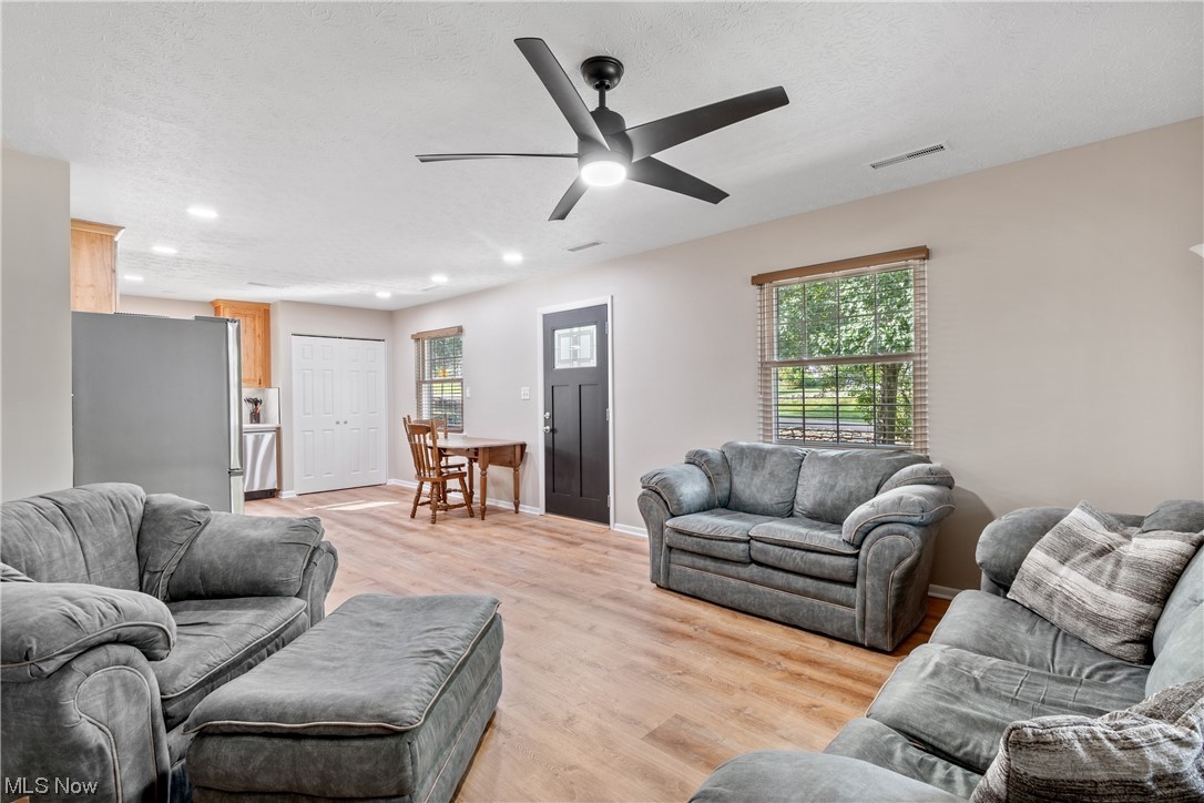 Country Club Apt Homes North Condo - Residential