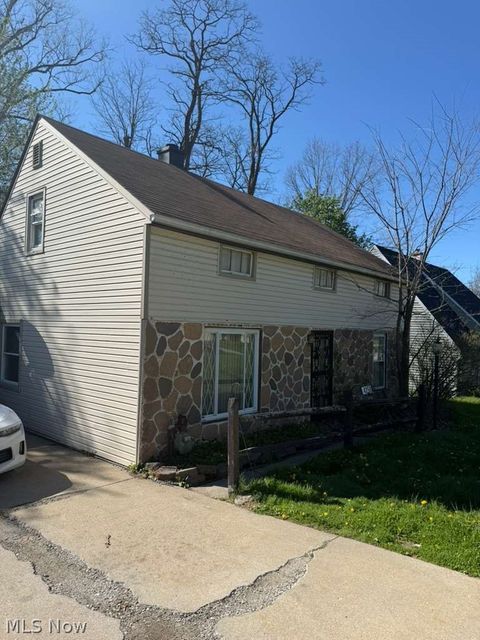 Tiny photo for 4258 Hickory Lane, Warrensville Heights, OH 44128 (MLS # 5203144)