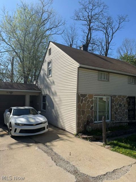 Tiny photo for 4258 Hickory Lane, Warrensville Heights, OH 44128 (MLS # 5203144)