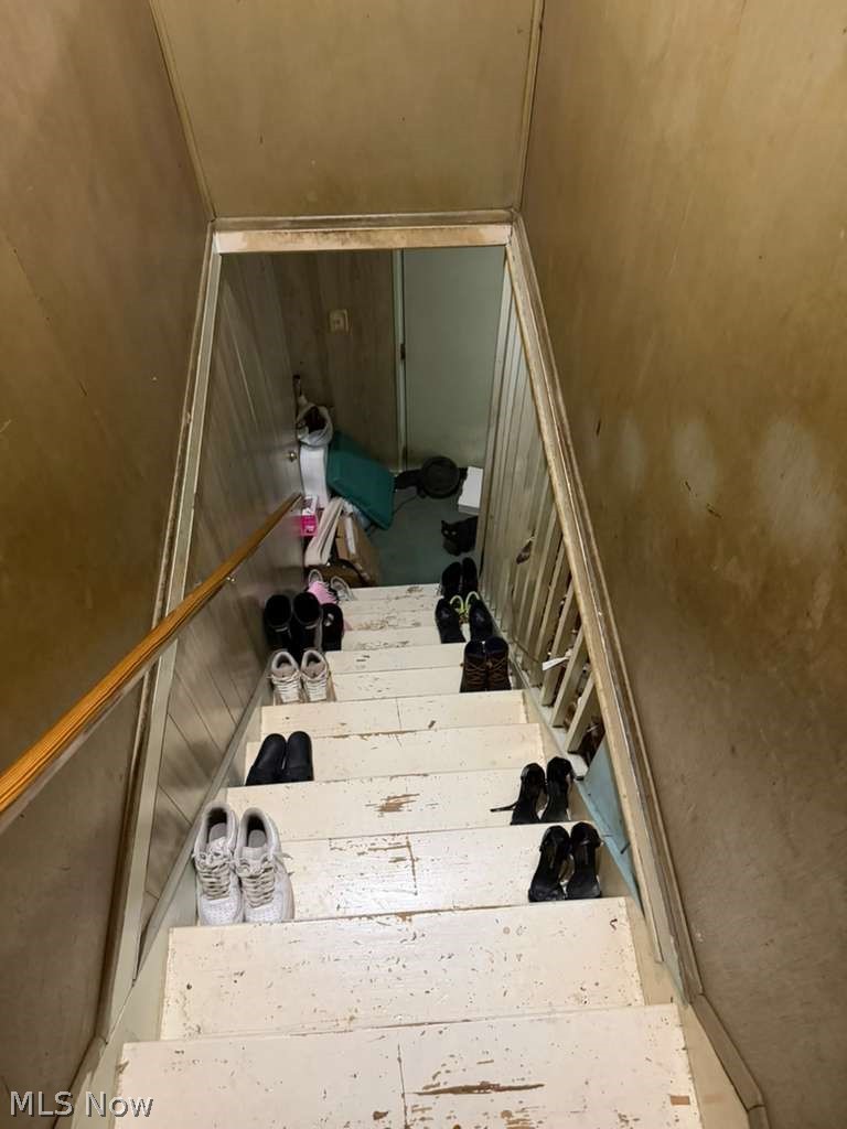 Brentwood Village 01/R Dvoraks - Residential