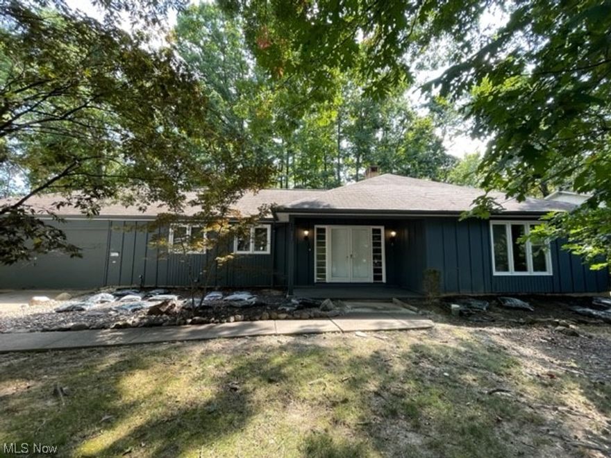 Welcome to this spacious ranch home that is available for immediate occupancy. The home was renovated from top to bottom in 2020 including a new kitchen with granite counters and stainless appliances, new bathrooms, new paint and new flooring throughout. You will love the large sunken living room with its large fireplace. There is plenty of closet space for storage. The garage is huge; tandem on one side to easily accommodate three cars. The seller is including a one-year home warranty for your peace of mind. This is a sweet home in a very nice area. We invite you to come and see, it won't last long.