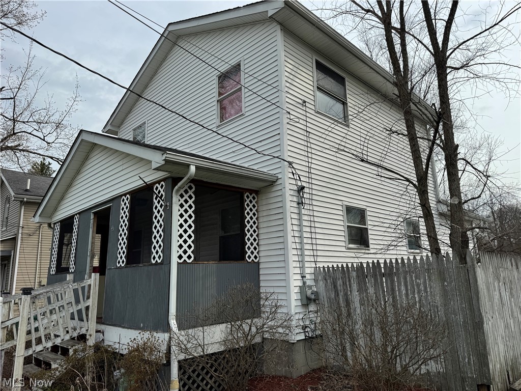 Connecticut Western Reserve Su - Residential