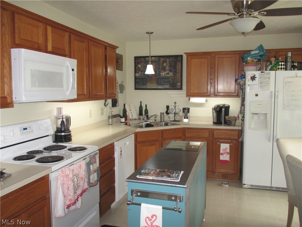 Meadowbrook Lake - Residential Income