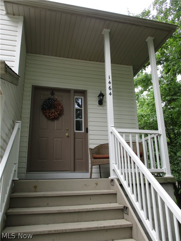 Meadowbrook Lake - Residential Income