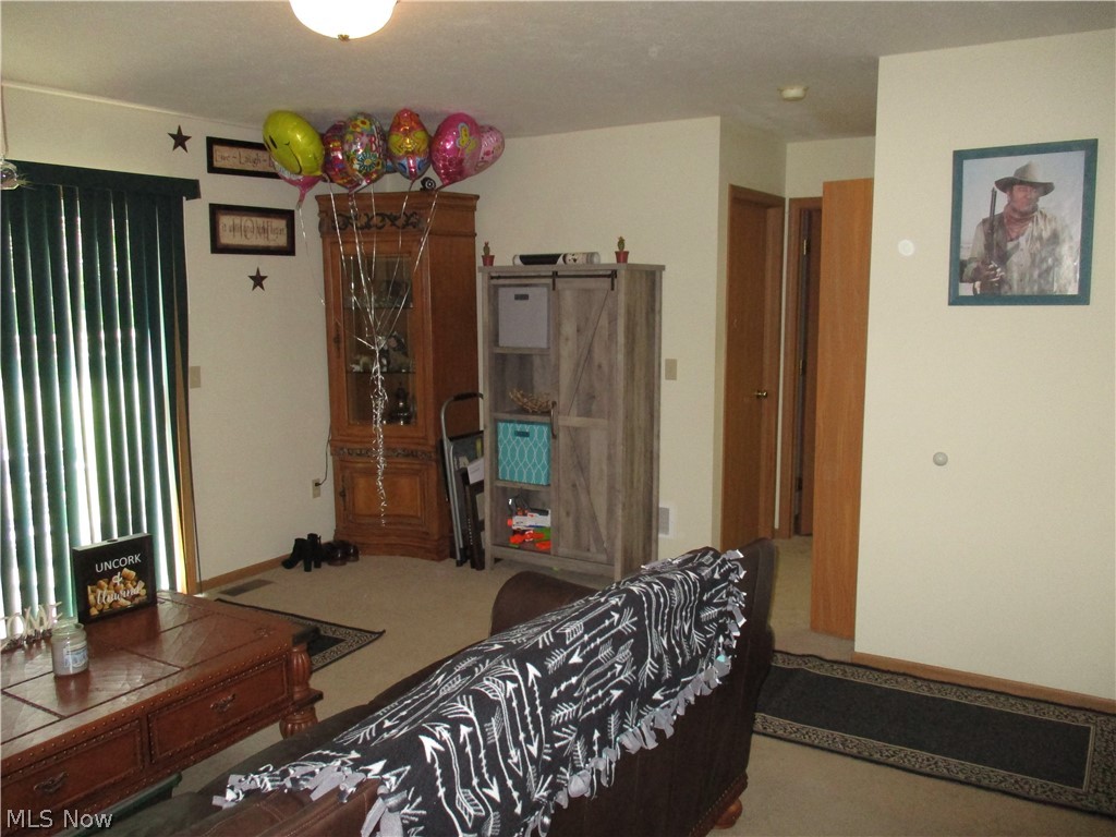 Meadowbrook Lake - Residential Income