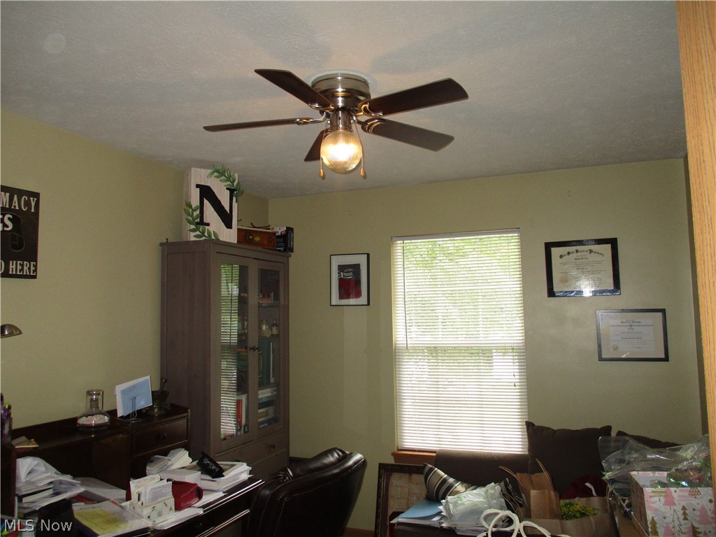 Meadowbrook Lake - Residential Income