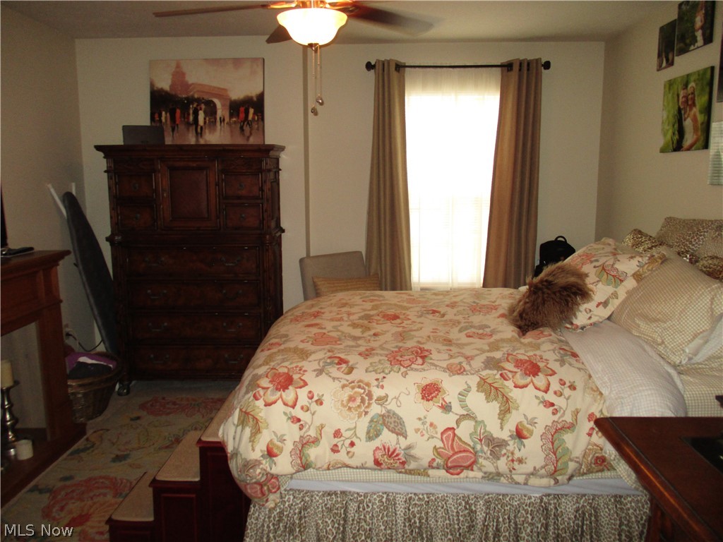 Meadowbrook Lake - Residential Income