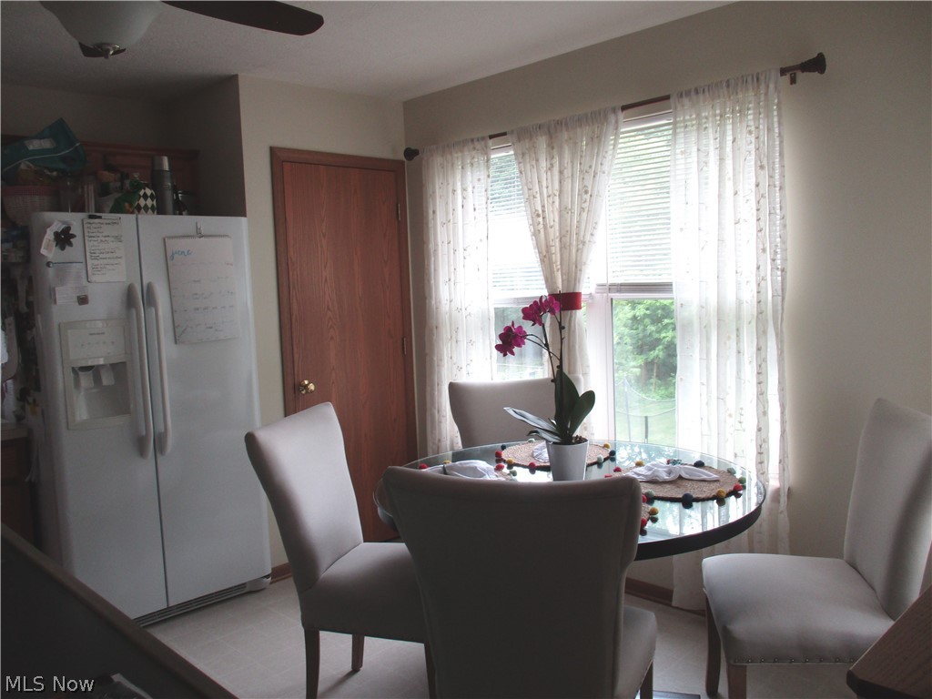 Meadowbrook Lake - Residential Income