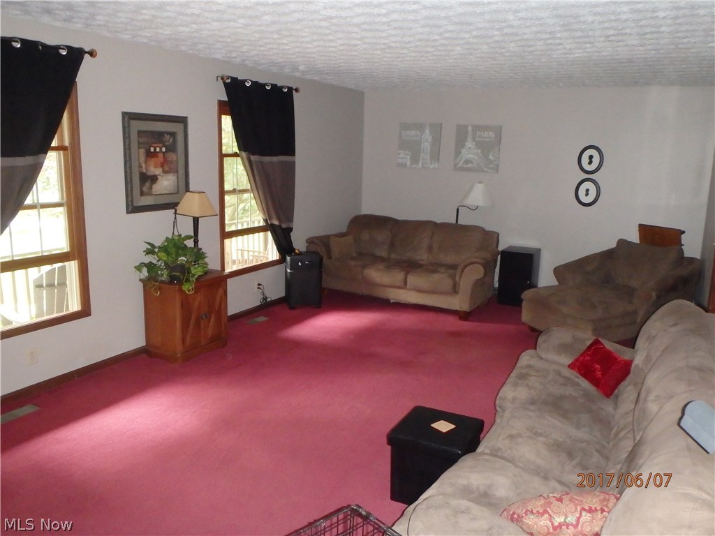 Leonard - Residential
