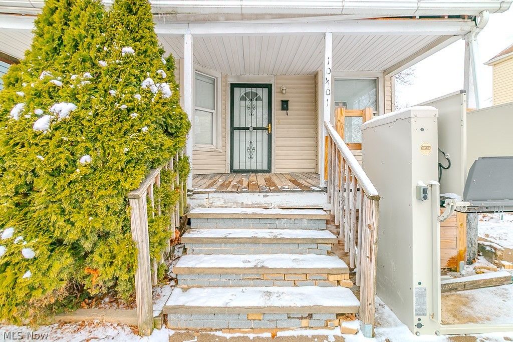 Photo of 10401 Olivet Avenue, Cleveland, OH 44108 (MLS # 5210489)