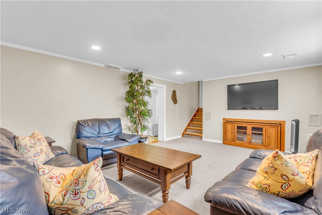 Holiday Hills 01 - Residential