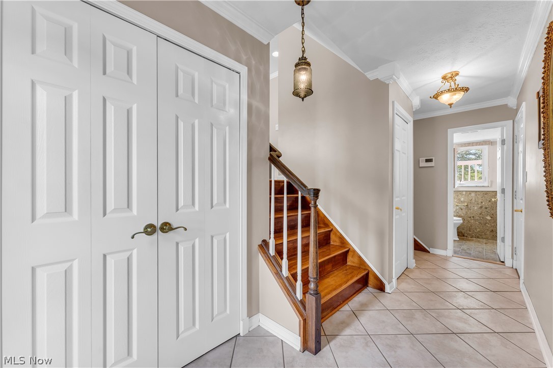 Holiday Hills 01 - Residential