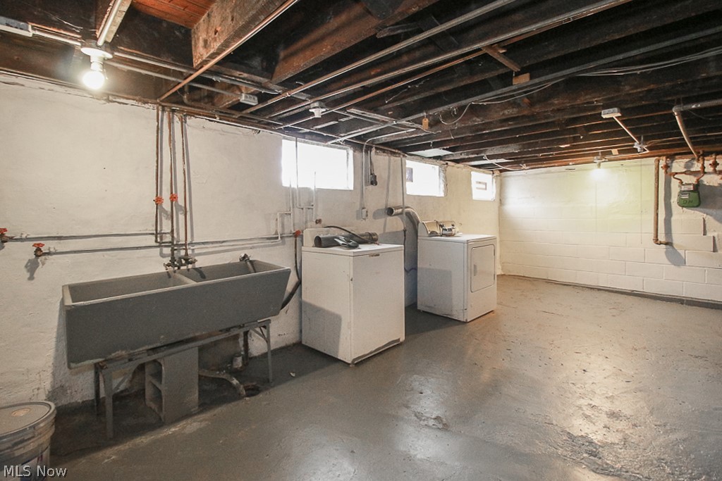 Mix King & Gibbs - Residential Lease