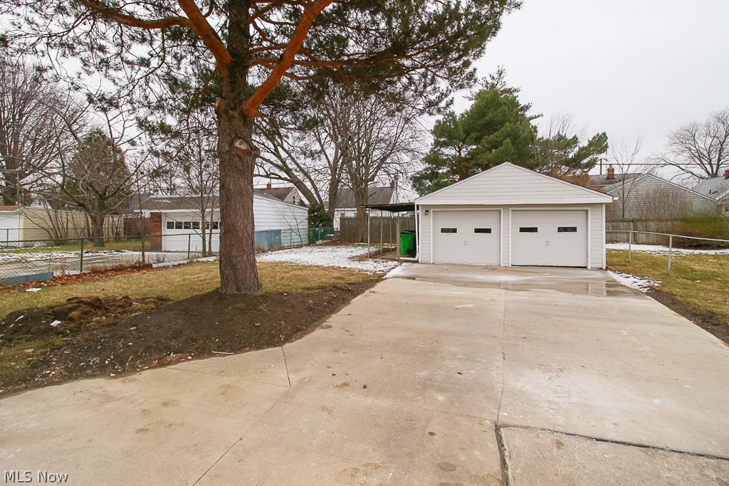 Mix King & Gibbs - Residential Lease