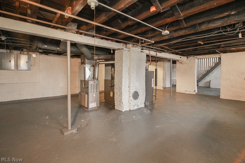 Mix King & Gibbs - Residential Lease