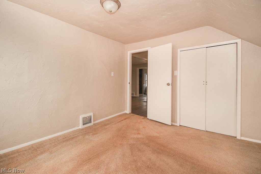 Mix King & Gibbs - Residential Lease