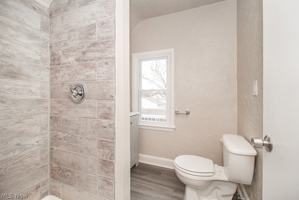 Mix King & Gibbs - Residential Lease