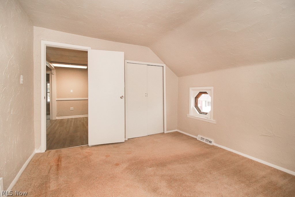 Mix King & Gibbs - Residential Lease