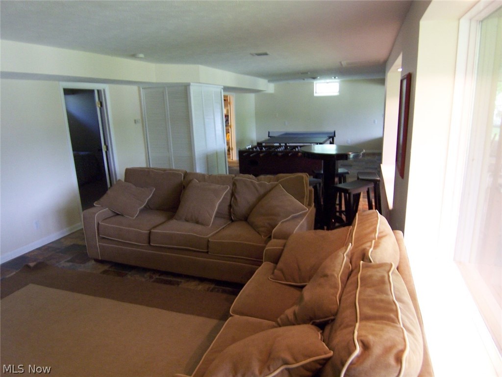 Roaming Rock - Residential