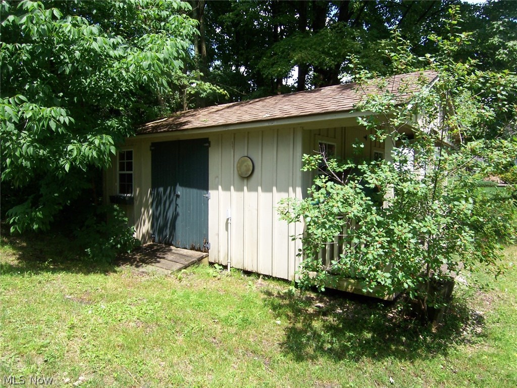 Roaming Rock - Residential