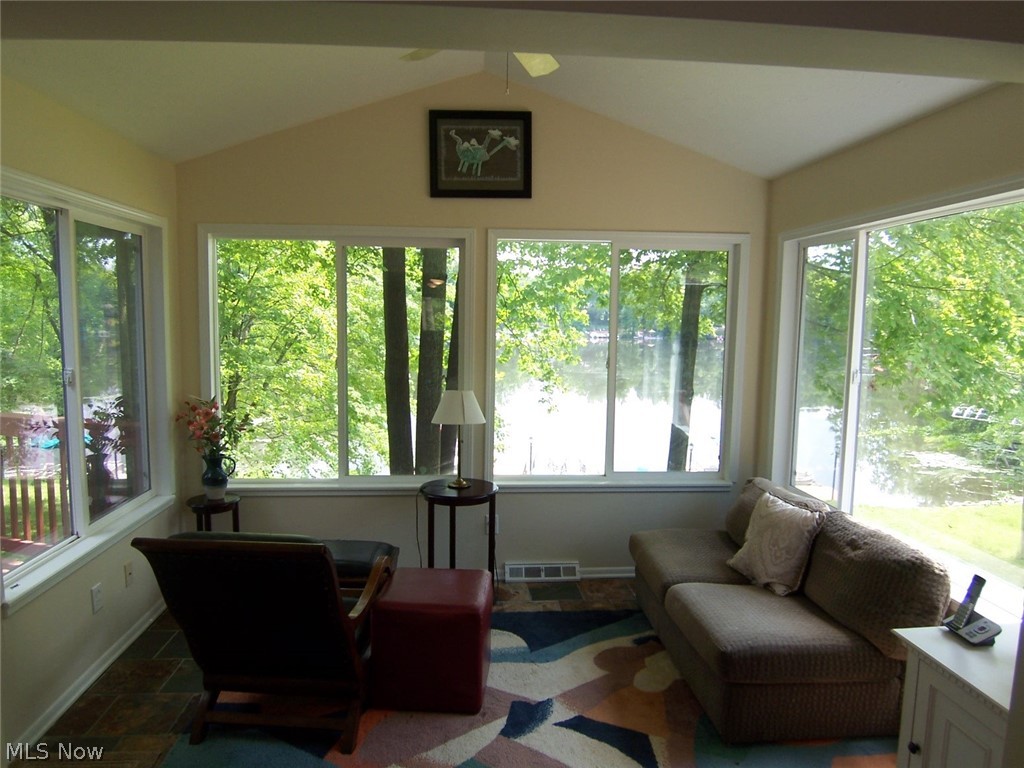 Roaming Rock - Residential