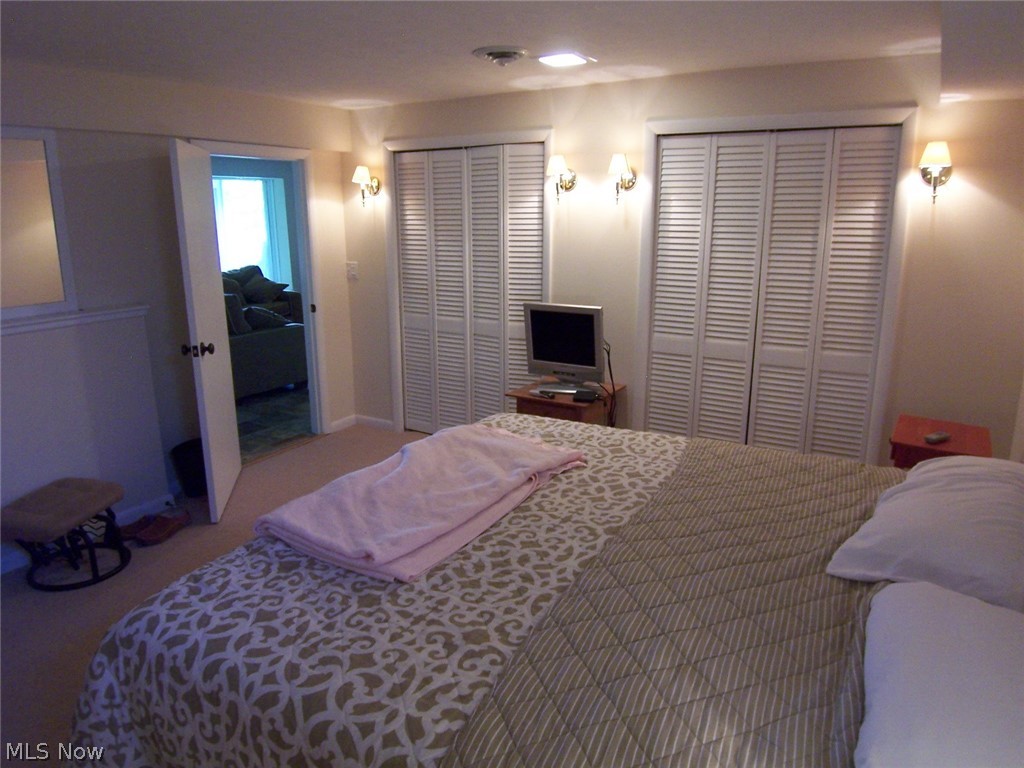 Roaming Rock - Residential