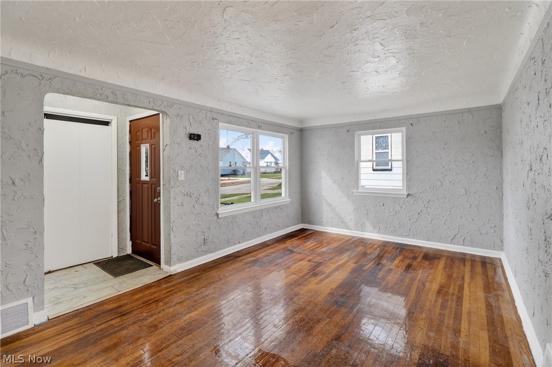 Maple Heights 02 - Residential