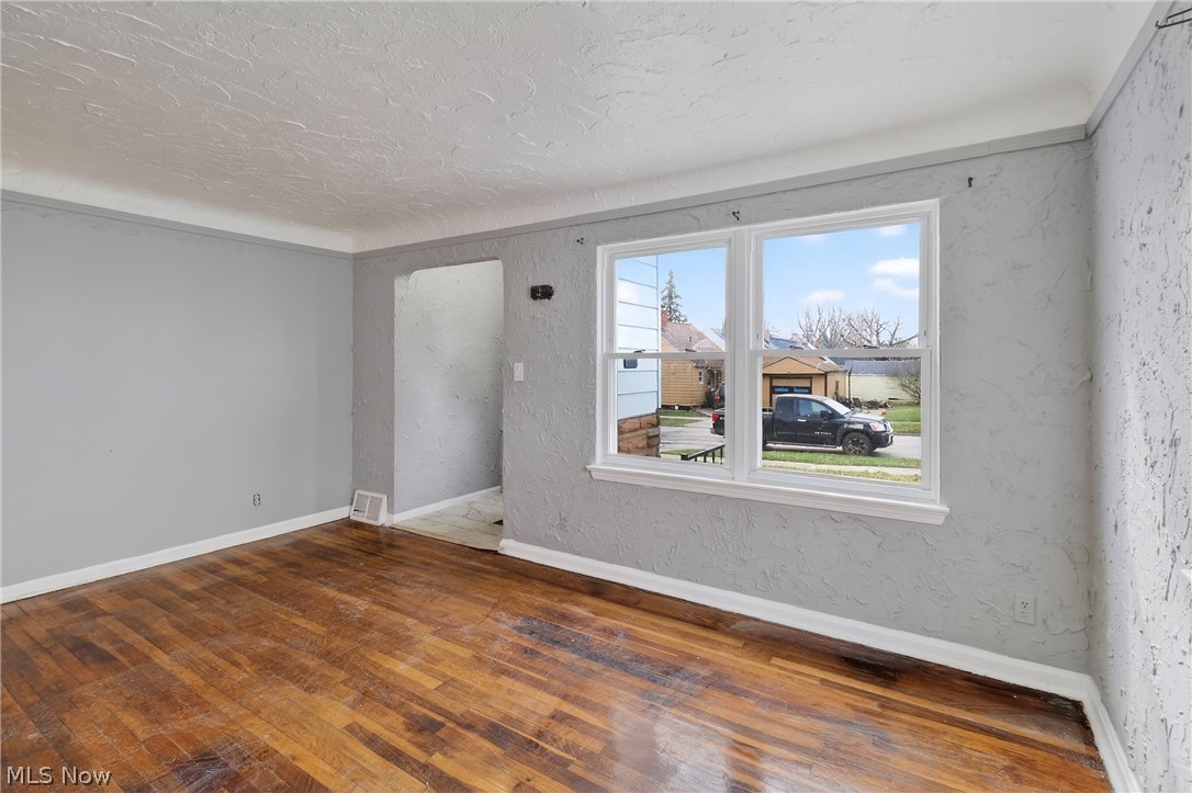 Maple Heights 02 - Residential