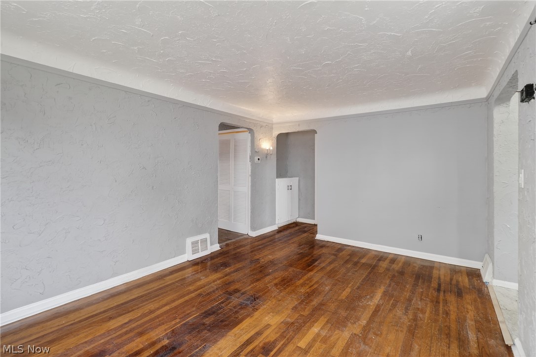 Maple Heights 02 - Residential