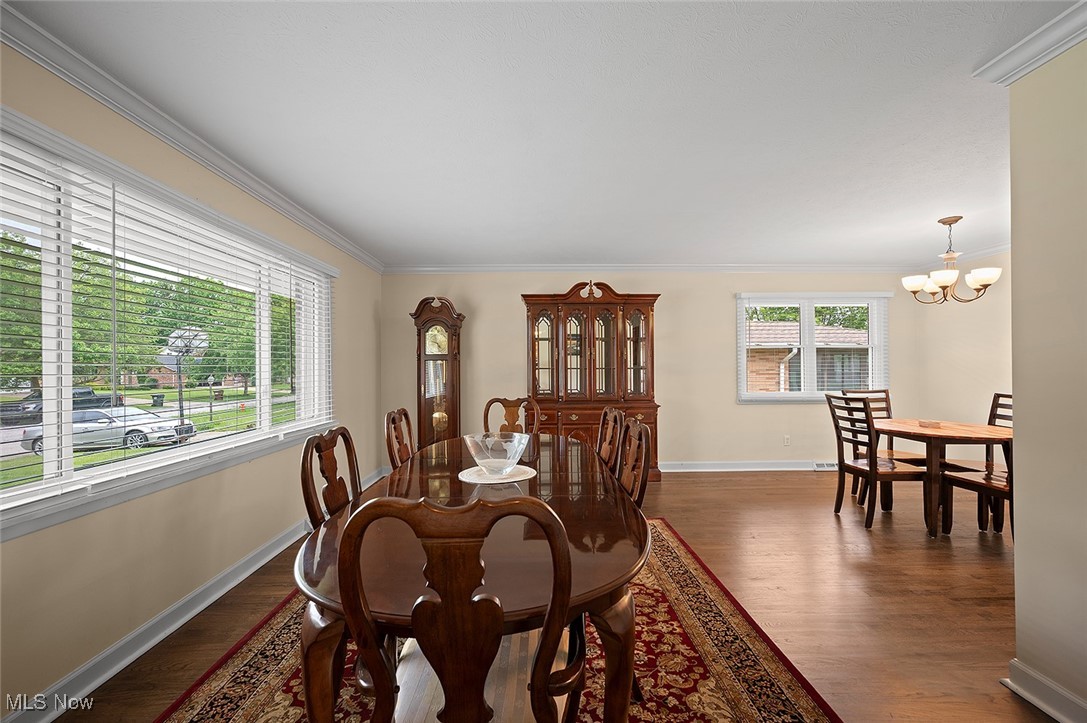 7278 Barton Hill Drive, Parma, Ohio image 6