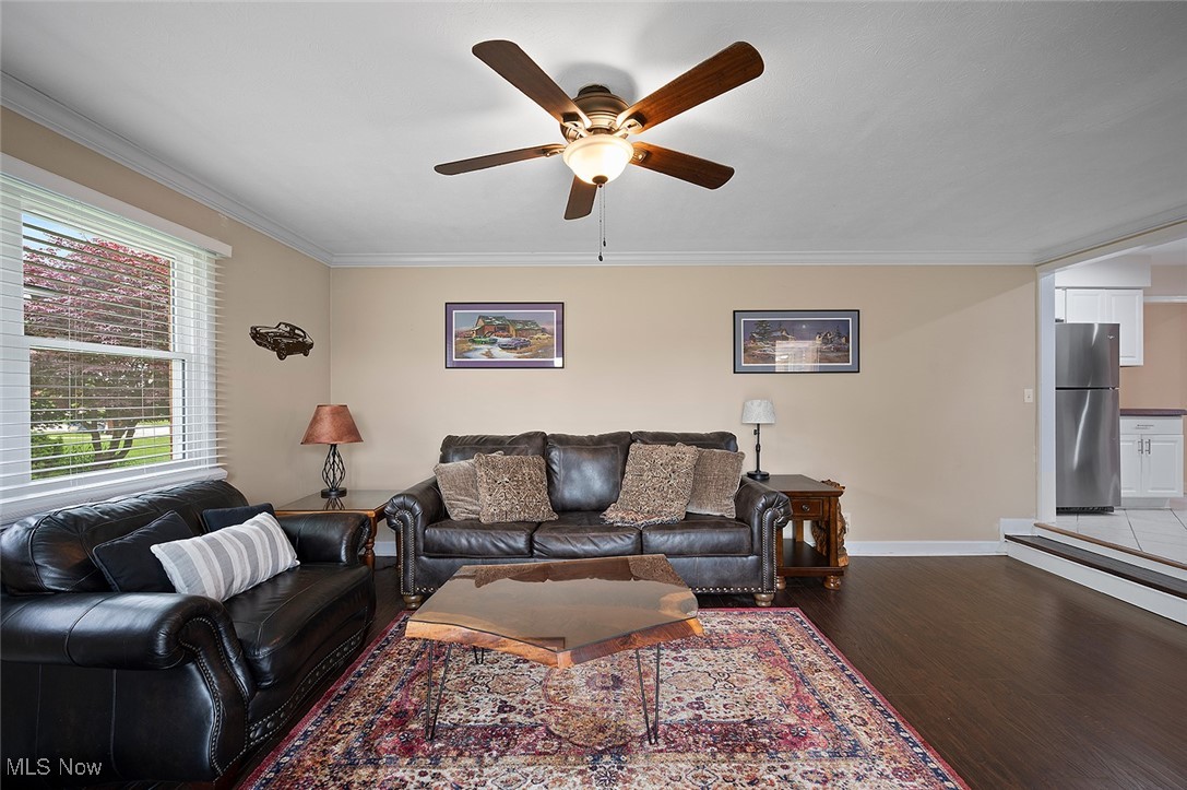 7278 Barton Hill Drive, Parma, Ohio image 30